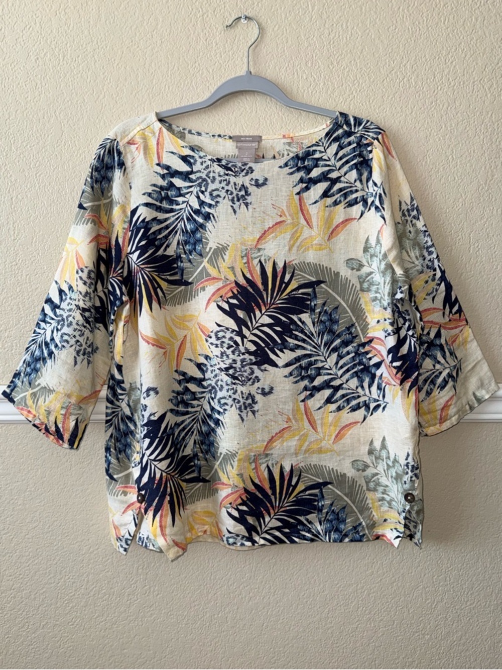 Chico’s 100% Linen No Iron Blouse Top Tropical Botanical Size Large 12/14